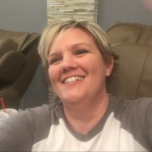 Meet your Posher, Stephiny